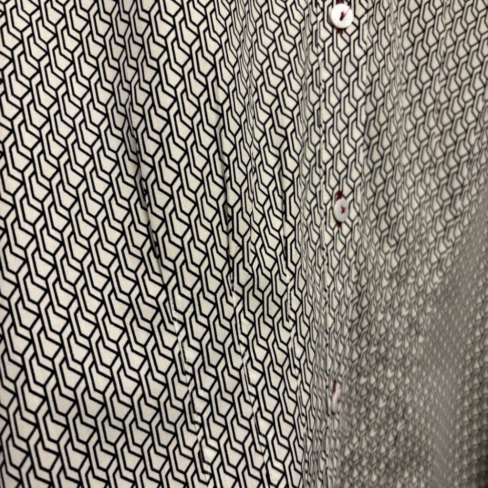 Foxcroft Fitted Geometric Patterned Button-Down B… - image 5